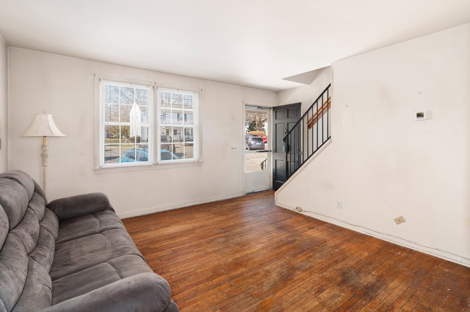 221 Sylvan Knoll Road Photo 5