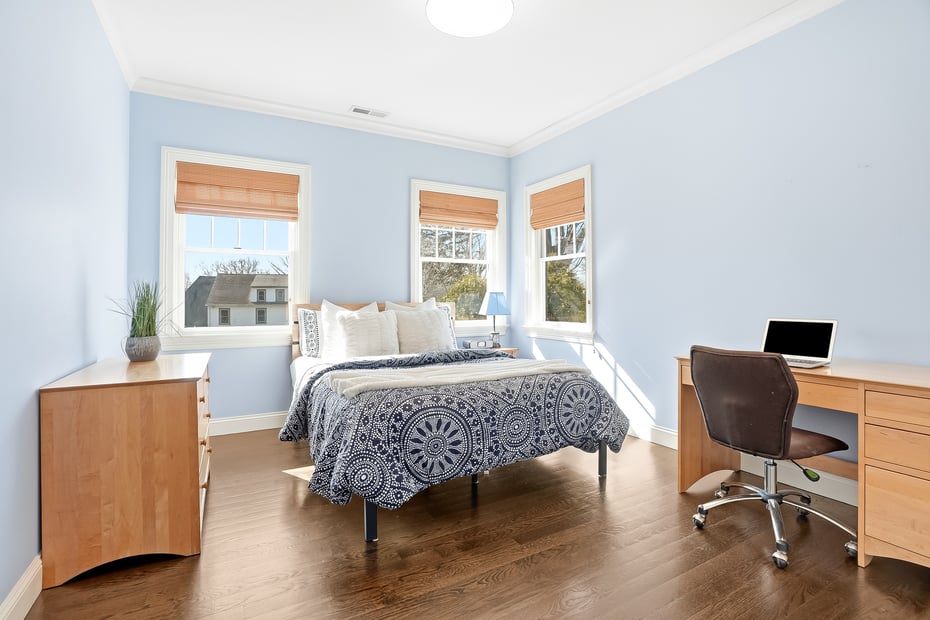 8 Wakefield Road Photo 18