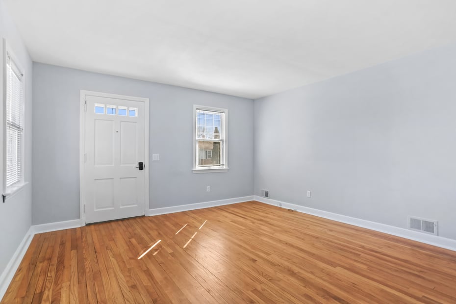 80 Holcomb Street Photo 4