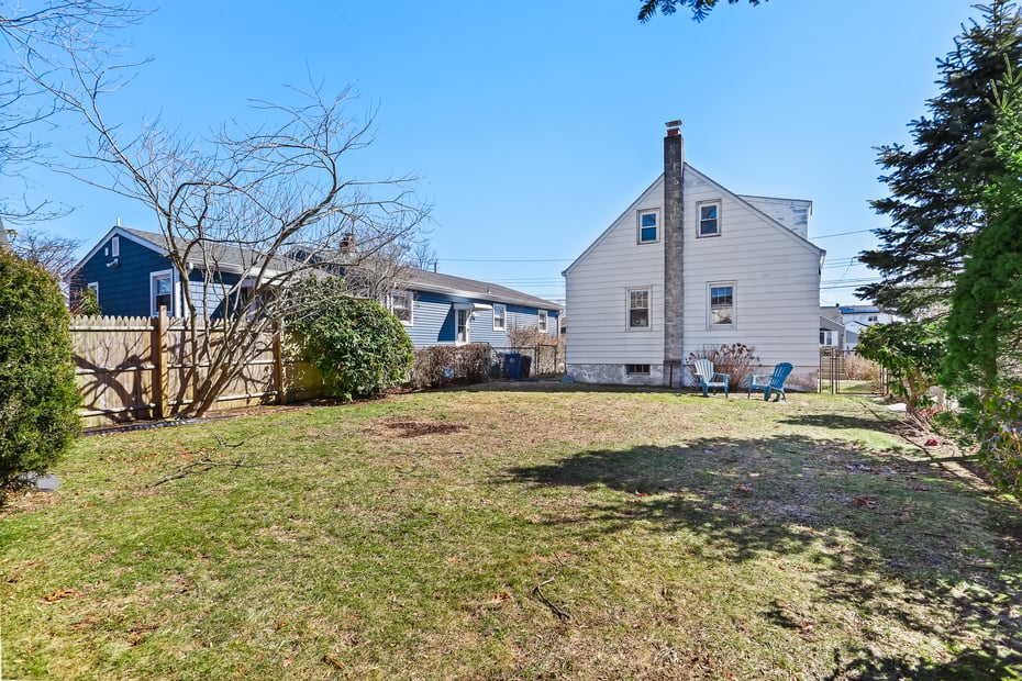 80 Holcomb Street Photo 26