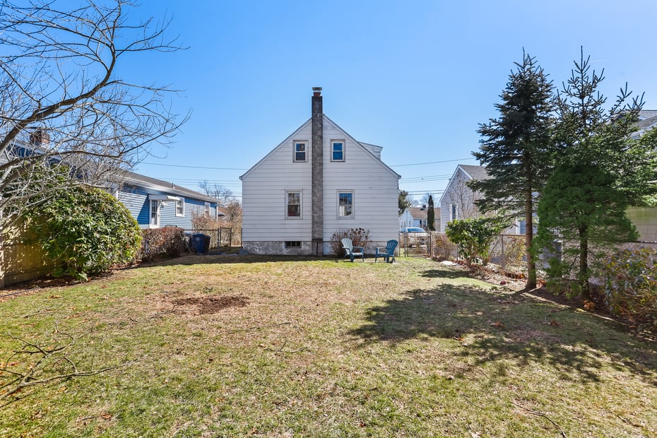 80 Holcomb Street Photo 27