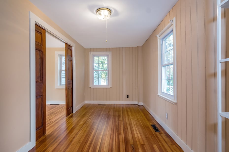 97 Commerce Street Photo 8