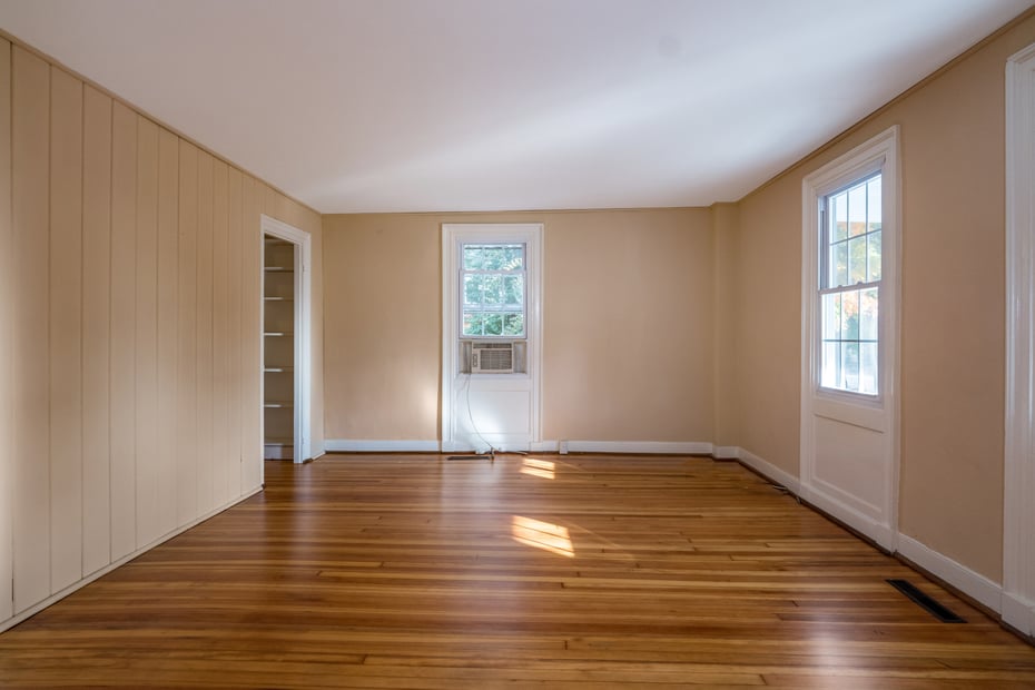 97 Commerce Street Photo 12