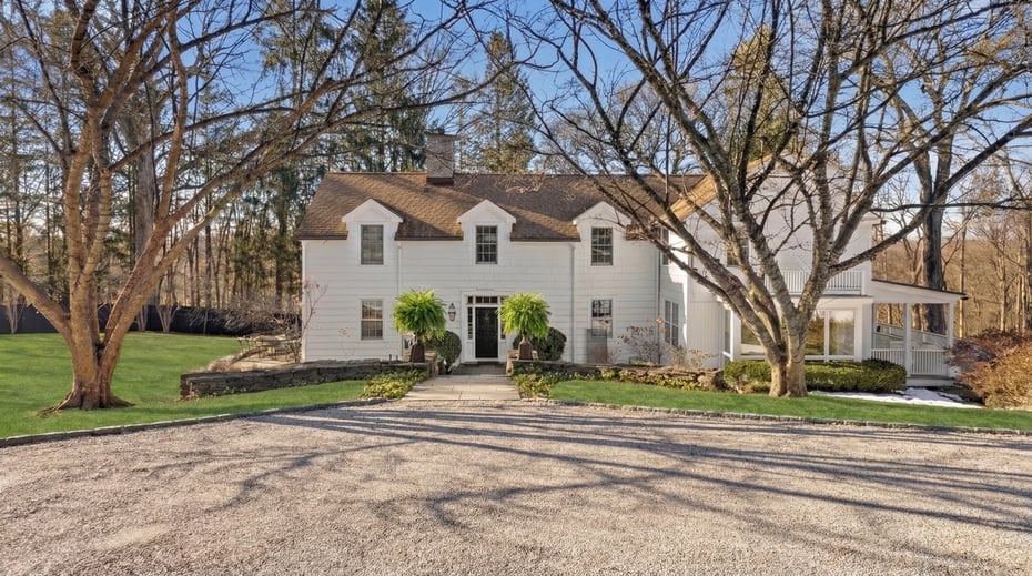 314 Mclain Street Photo 2