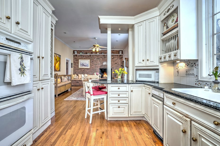 152 West River Street Photo 12