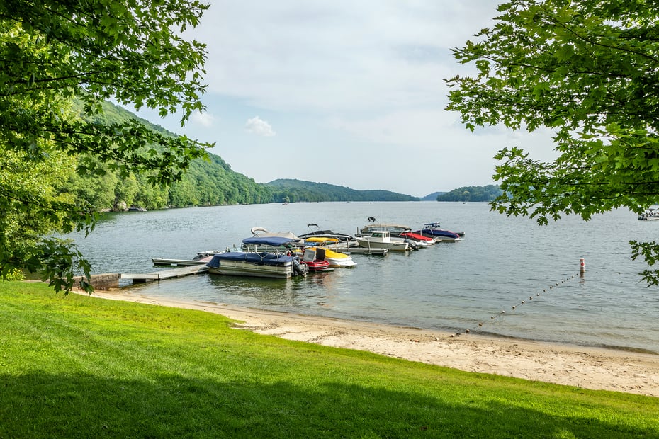 47 Sunset Drive Photo 1