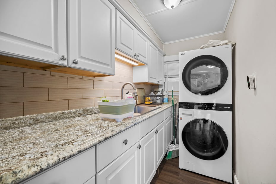 383 Davis Street  #2 Photo 8