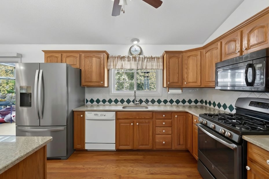 15 Cinnamon Ridge Drive Photo 5