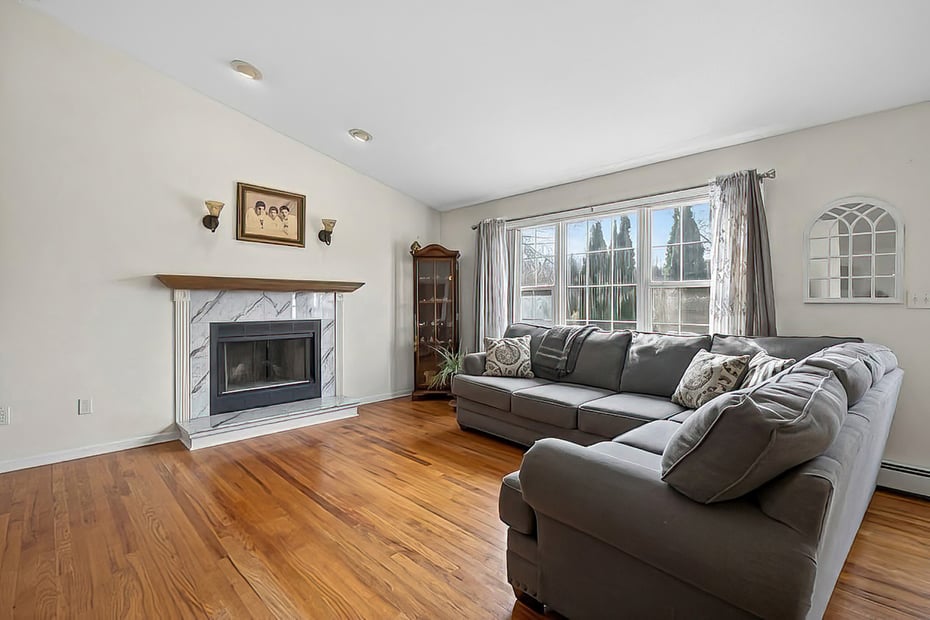 15 Cinnamon Ridge Drive Photo 10