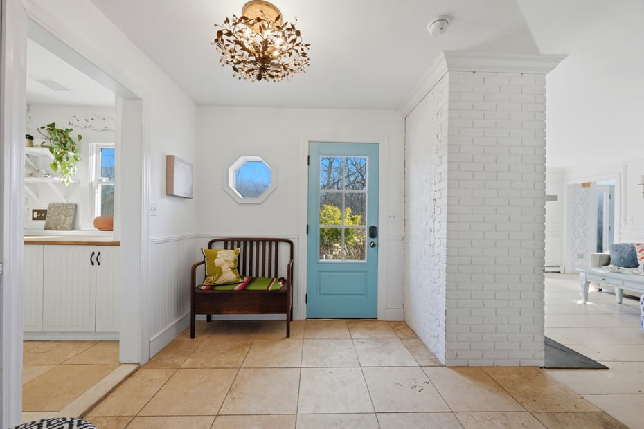 17 Colonial Drive Photo 21