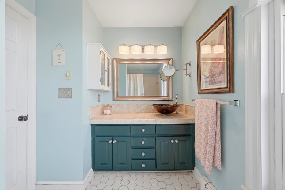 17 Colonial Drive Photo 34