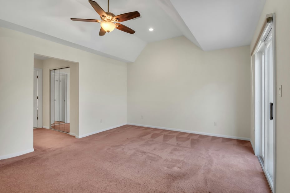 1 Spring Pond Drive #1 Photo 20