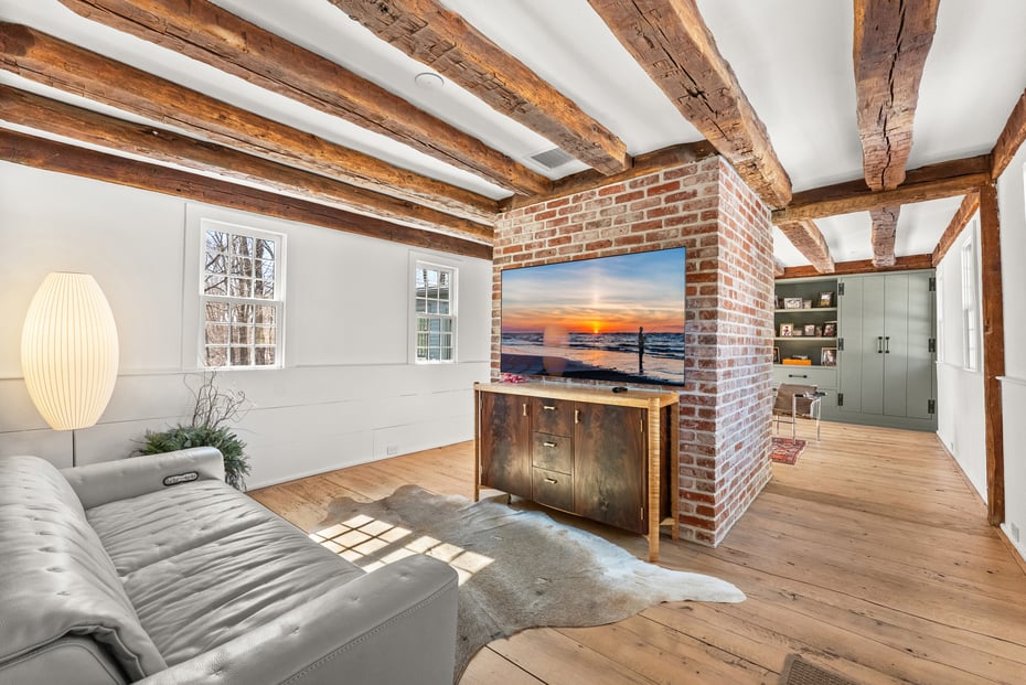 382 Weekeepeemee Road Photo 11