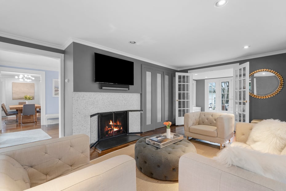 584 Forest Avenue Photo 8