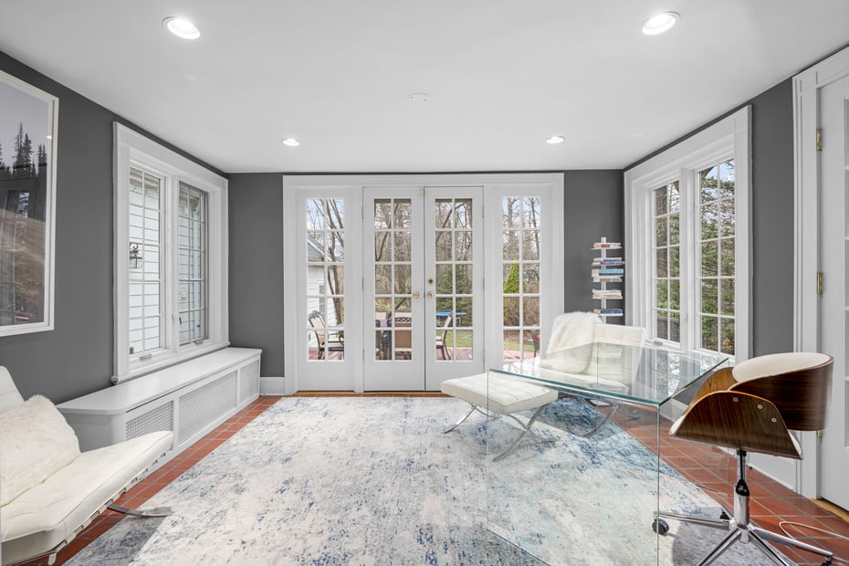 584 Forest Avenue Photo 20