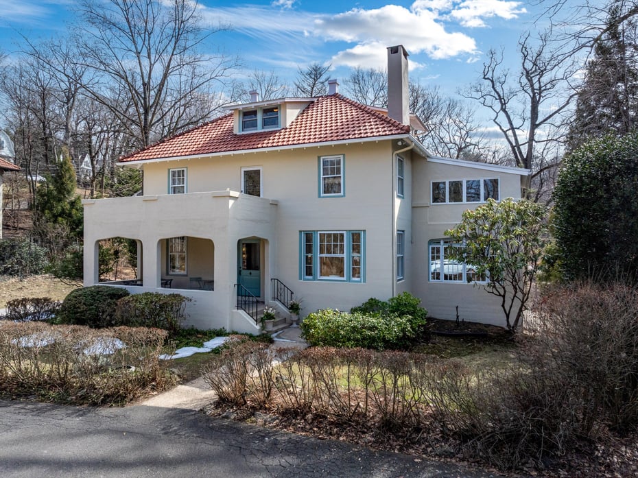 75 Oliphant Avenue Photo 2