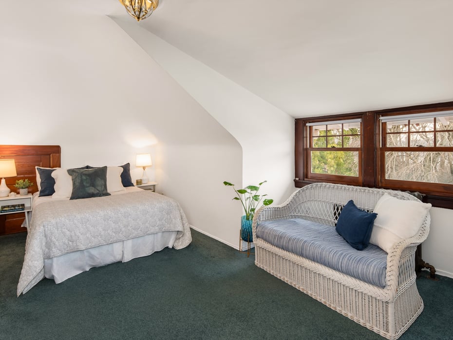 75 Oliphant Avenue Photo 31