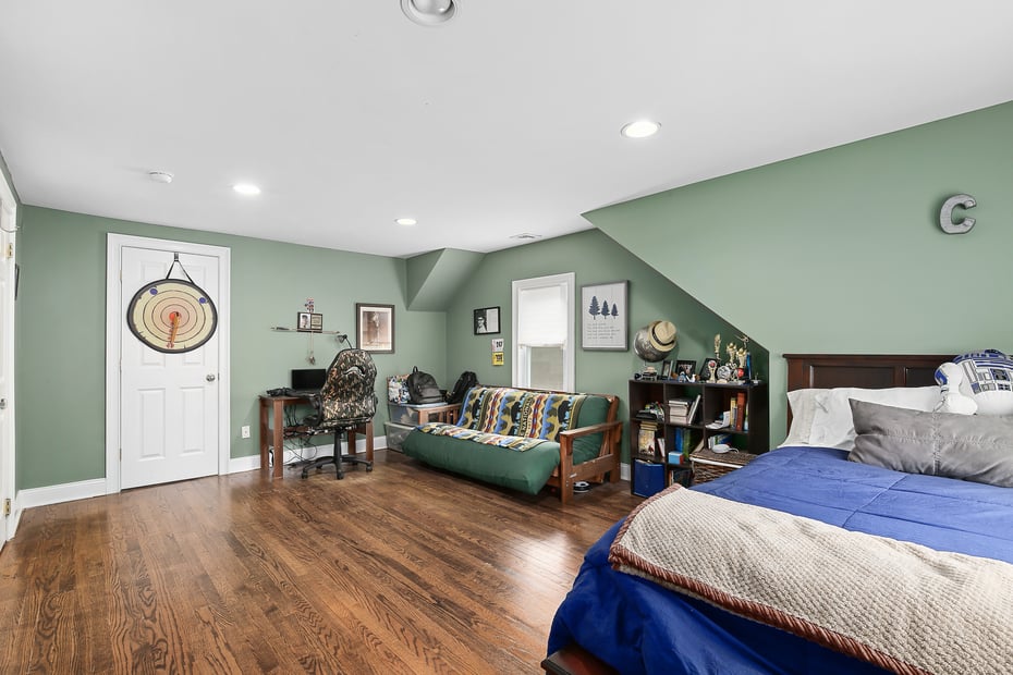 8 Goldwin Street Photo 12