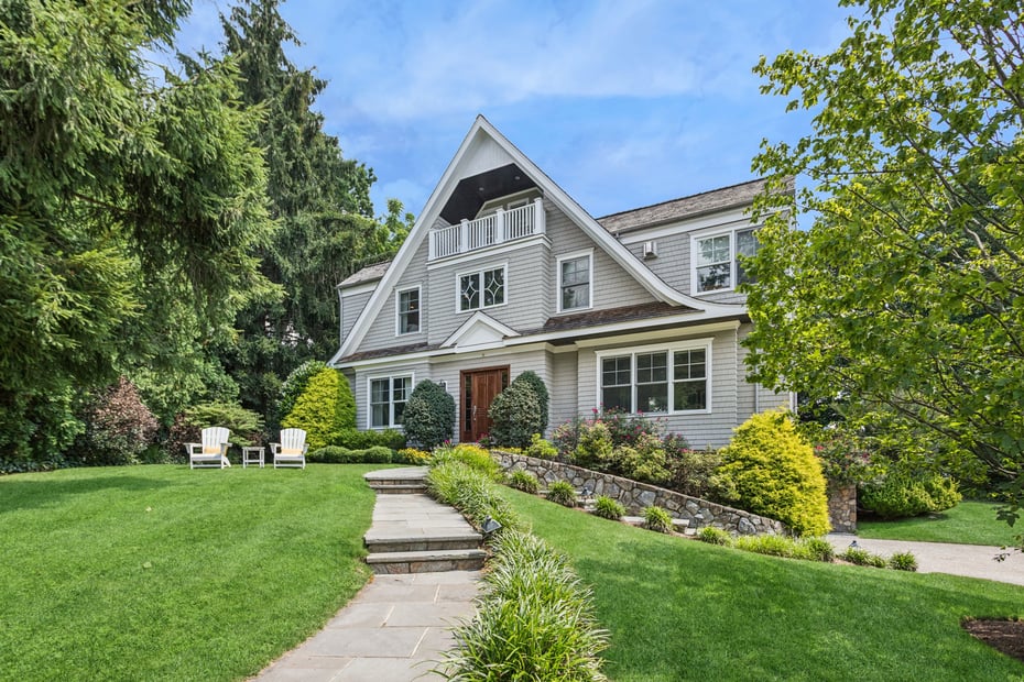 11 Edgewater Hillside Photo 3