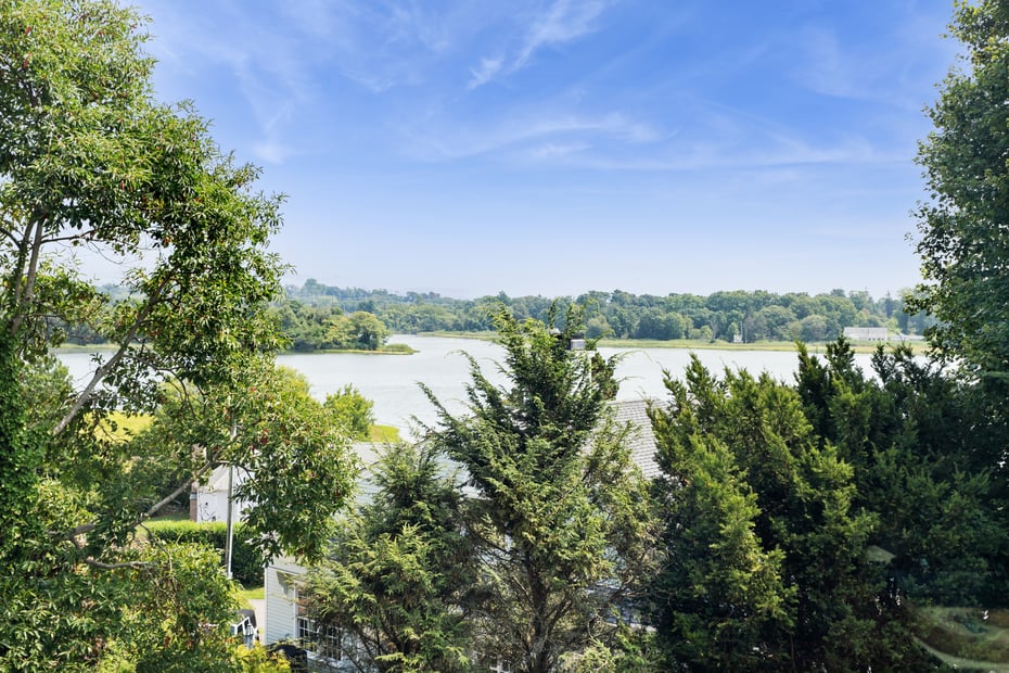 11 Edgewater Hillside Photo 5