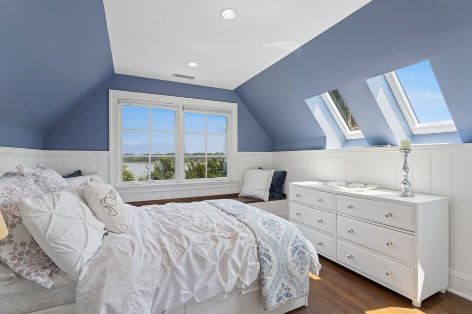 11 Edgewater Hillside Photo 25