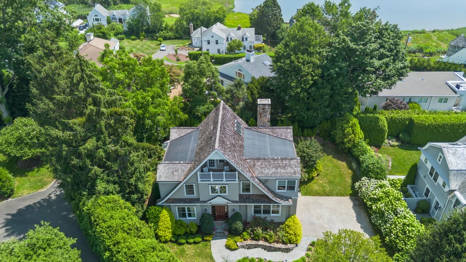 11 Edgewater Hillside Photo 33