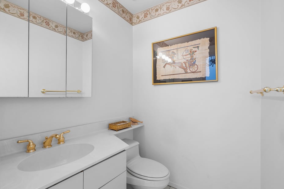 601 Fairway Green Photo 7