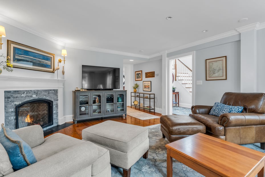 395 Boston Post Road Photo 14