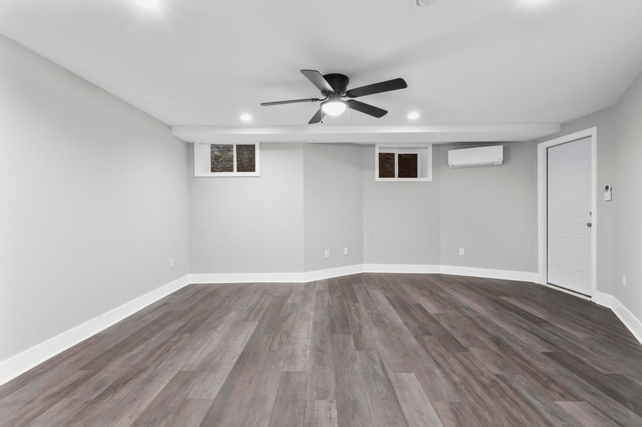 548 Ferry Street Photo 7