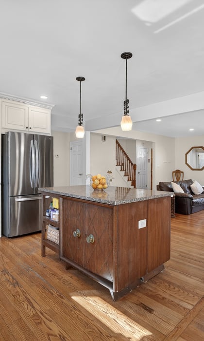 82 Taxter Road Photo 10