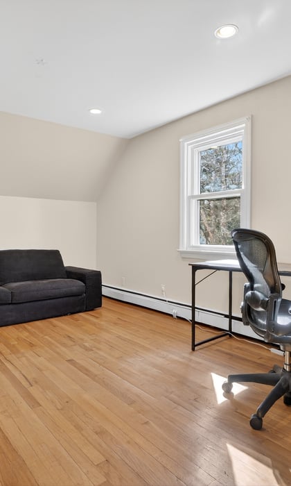 82 Taxter Road Photo 25