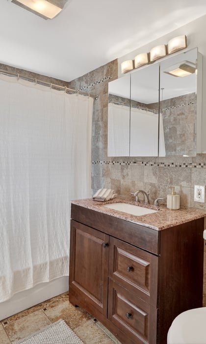 82 Taxter Road Photo 26