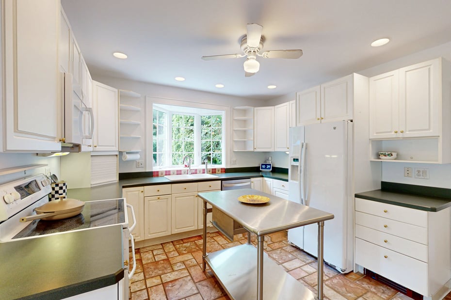 49 Hicock Drive Photo 9