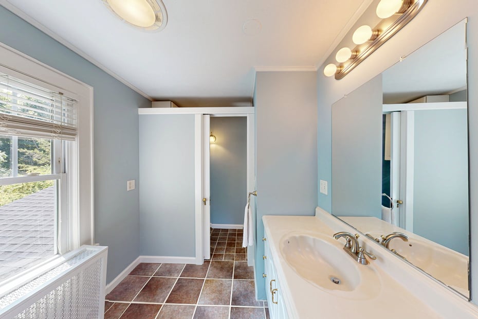 49 Hicock Drive Photo 23