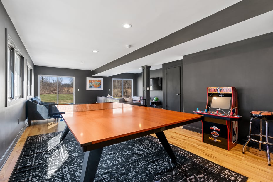 15 Haights Cross Road Photo 18