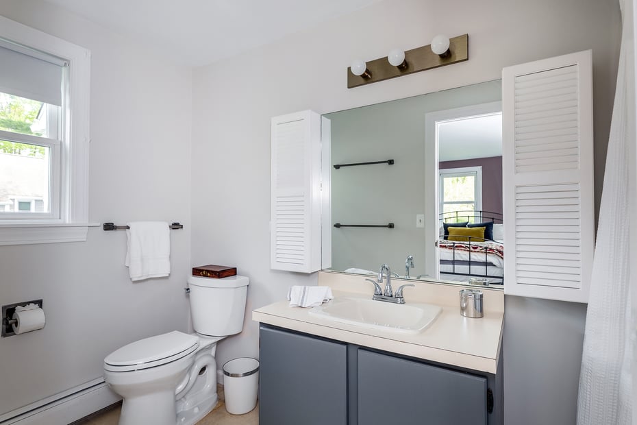 87 Canaan Road  #APT 2F Photo 18