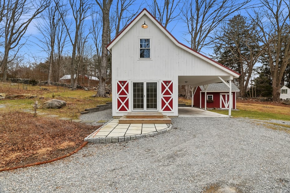 134 Sterling City Road Photo 3