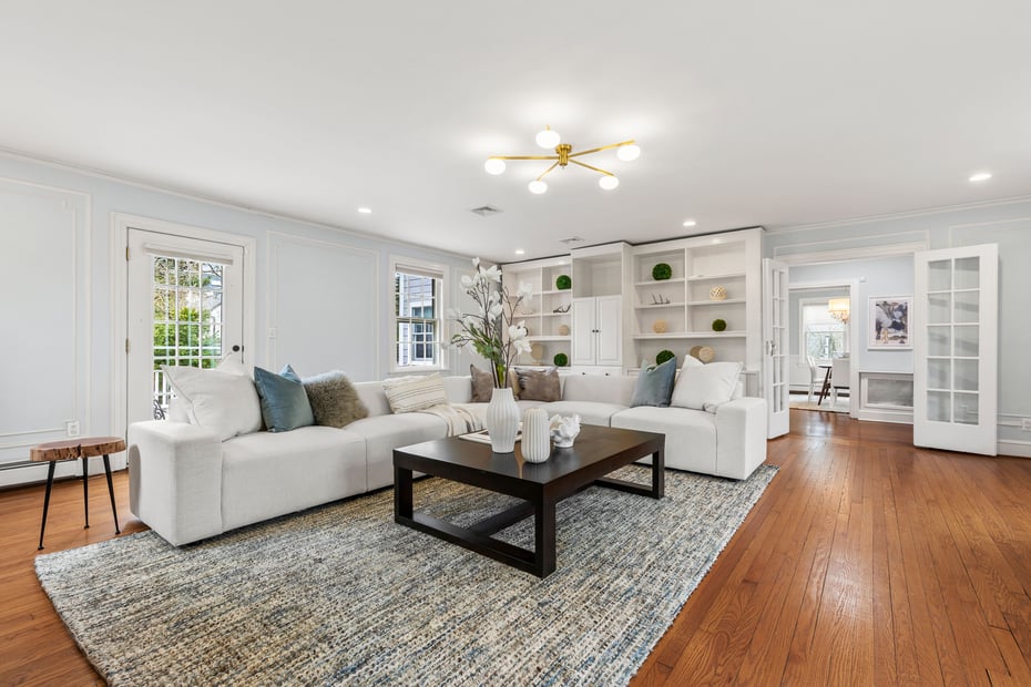 12 Robin Hill Road Photo 3