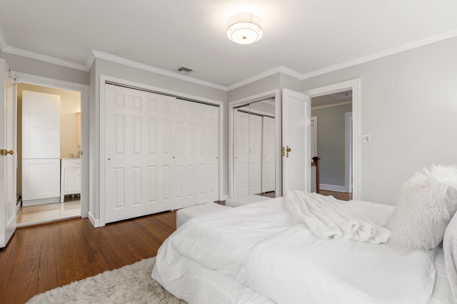 12 Robin Hill Road Photo 13