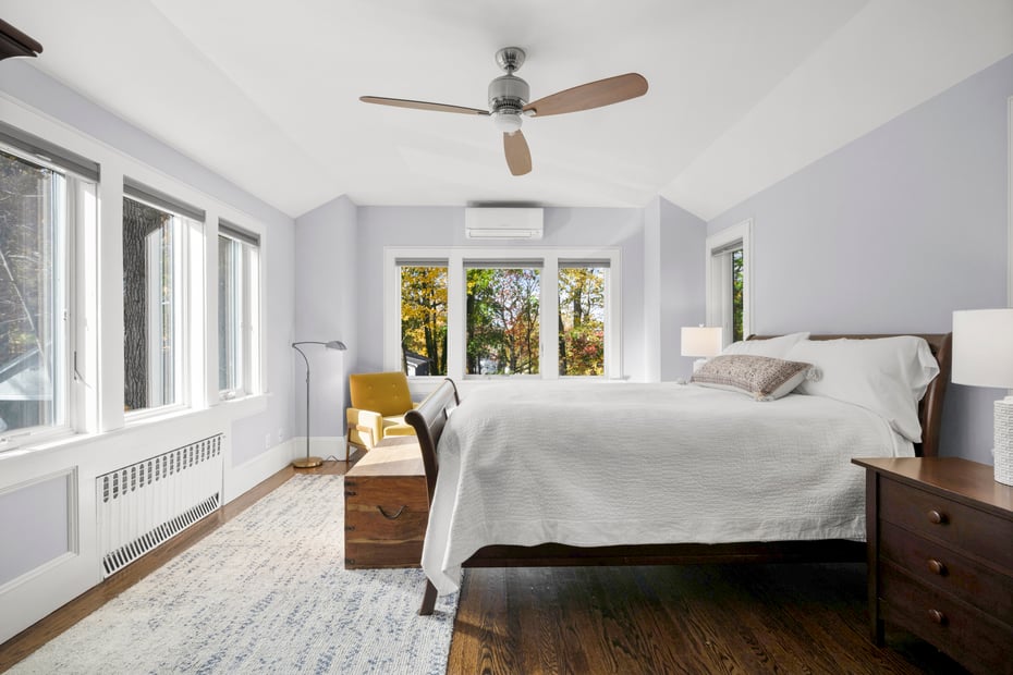 75 Young Avenue Photo 16