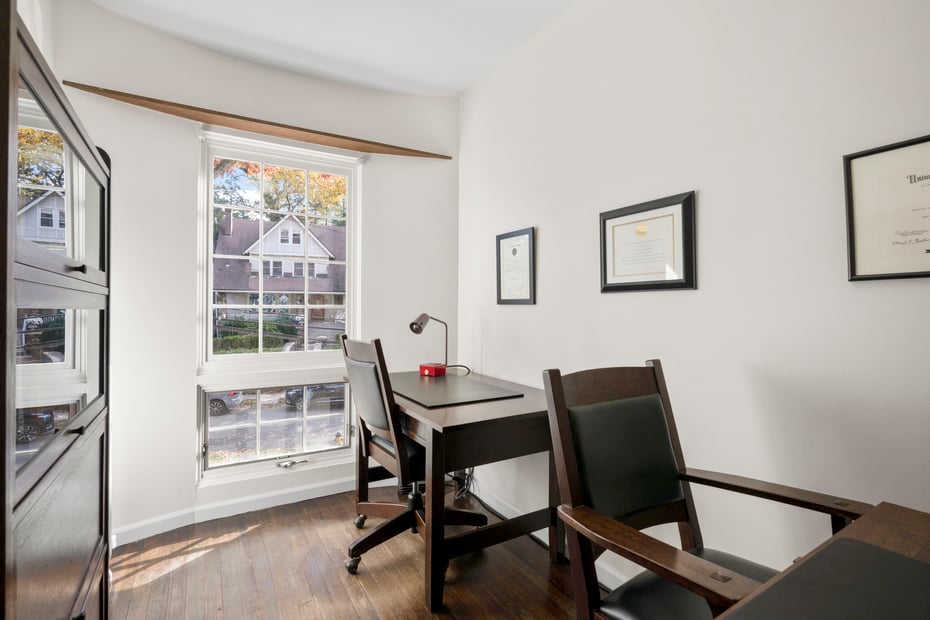 75 Young Avenue Photo 19