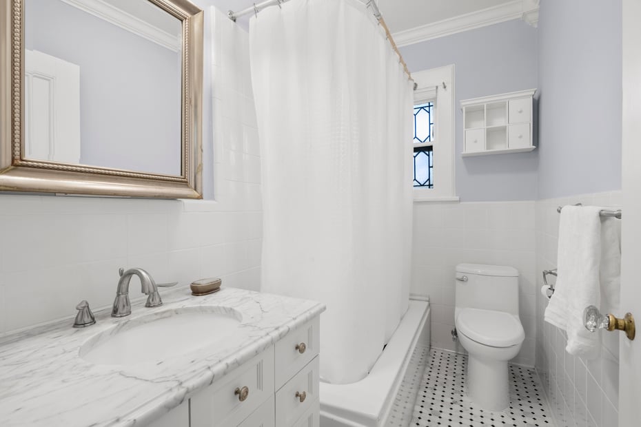 75 Young Avenue Photo 22