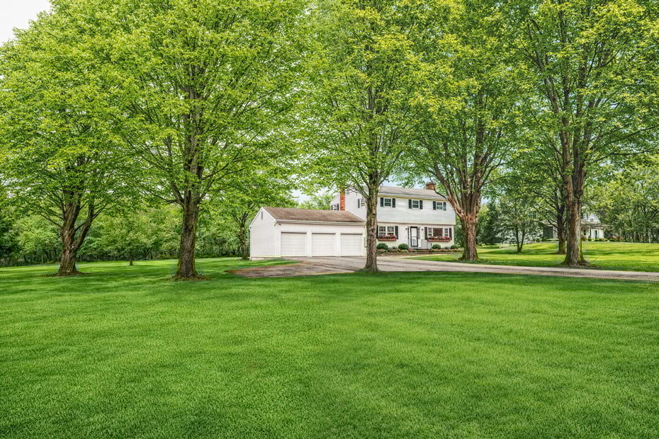 408 Hut Hill Road Photo 1