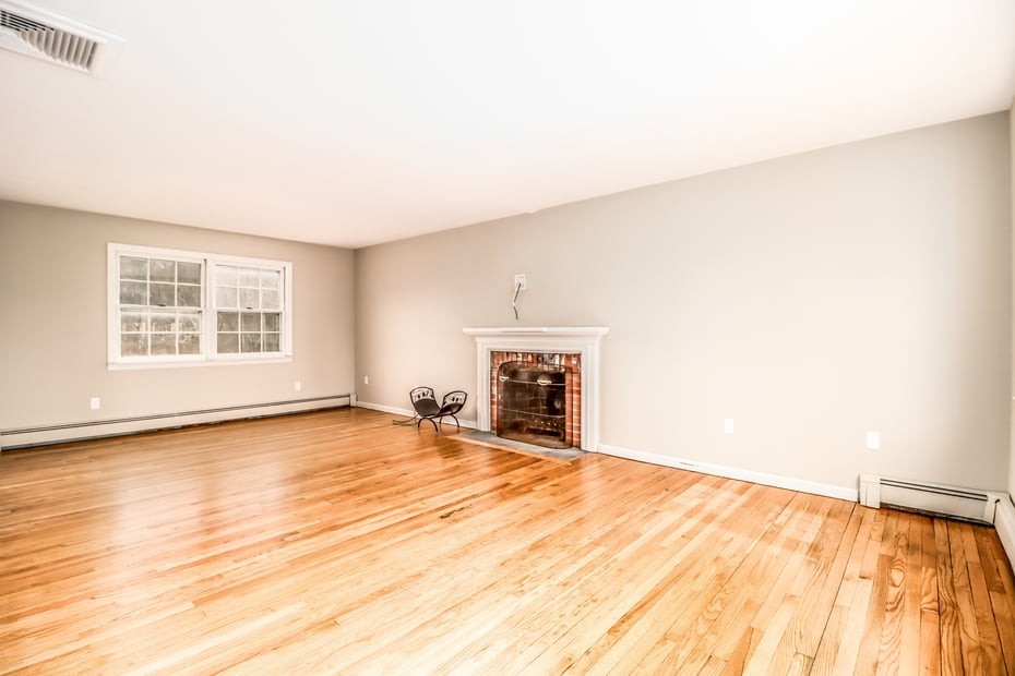 408 Hut Hill Road Photo 12