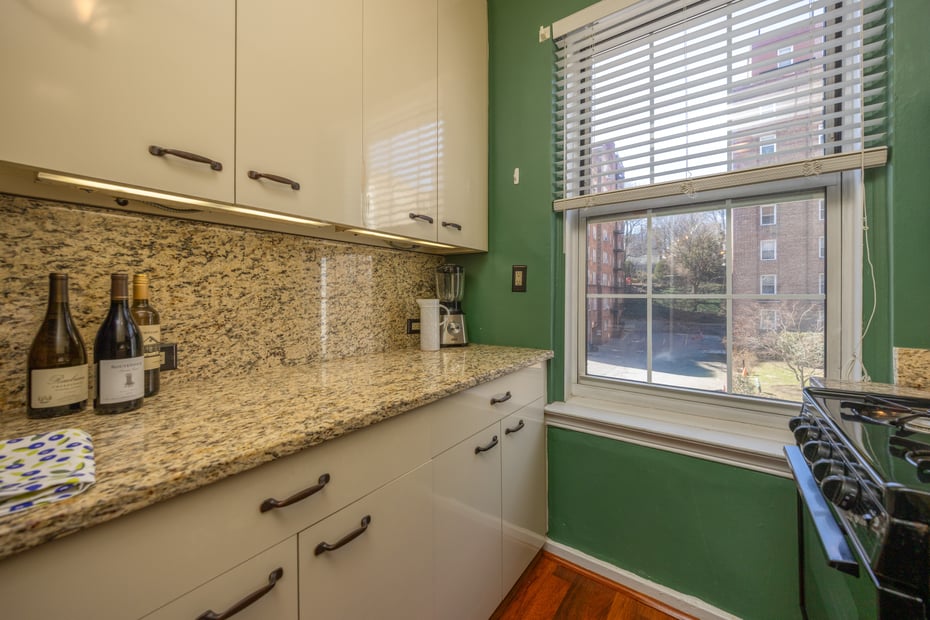25 Parkview Avenue  #2K Photo 16