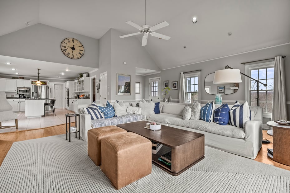 43 Regan Road Photo 9