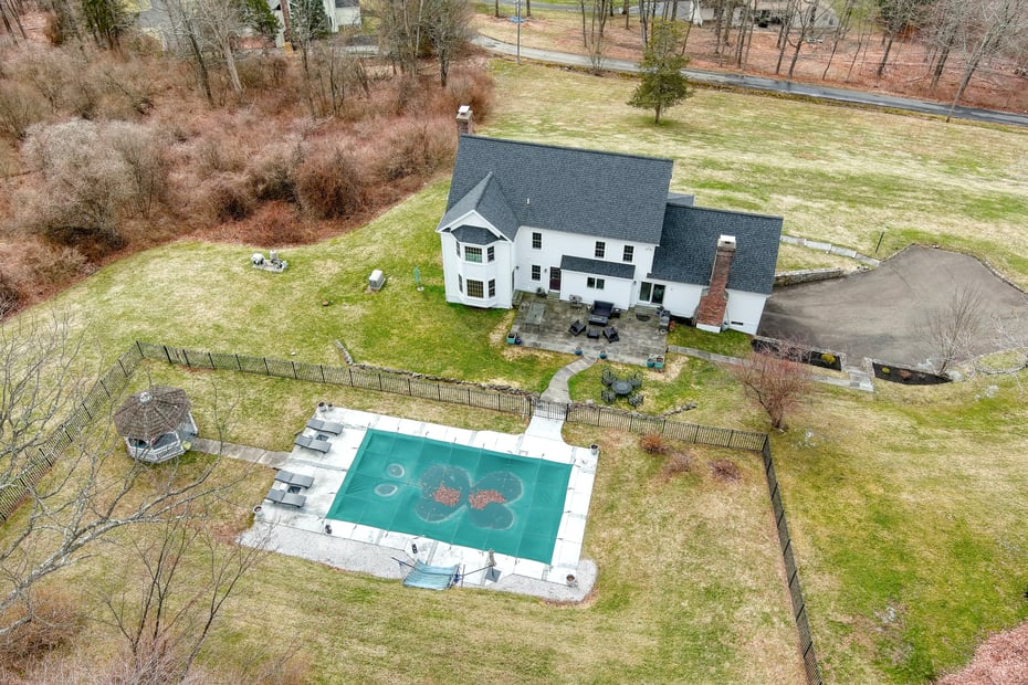 43 Regan Road Photo 38