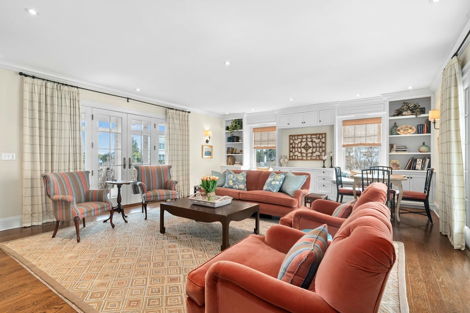 83 Sea Beach Drive Photo 4