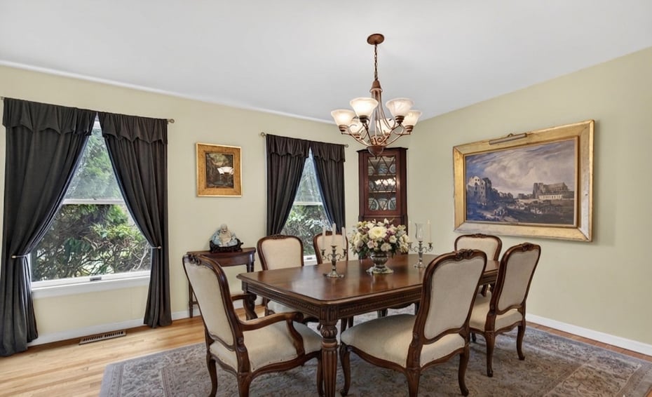 15 Farm Brook Court Photo 11