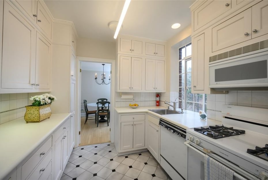 100 Ardsley Avenue W  #5G Photo 14